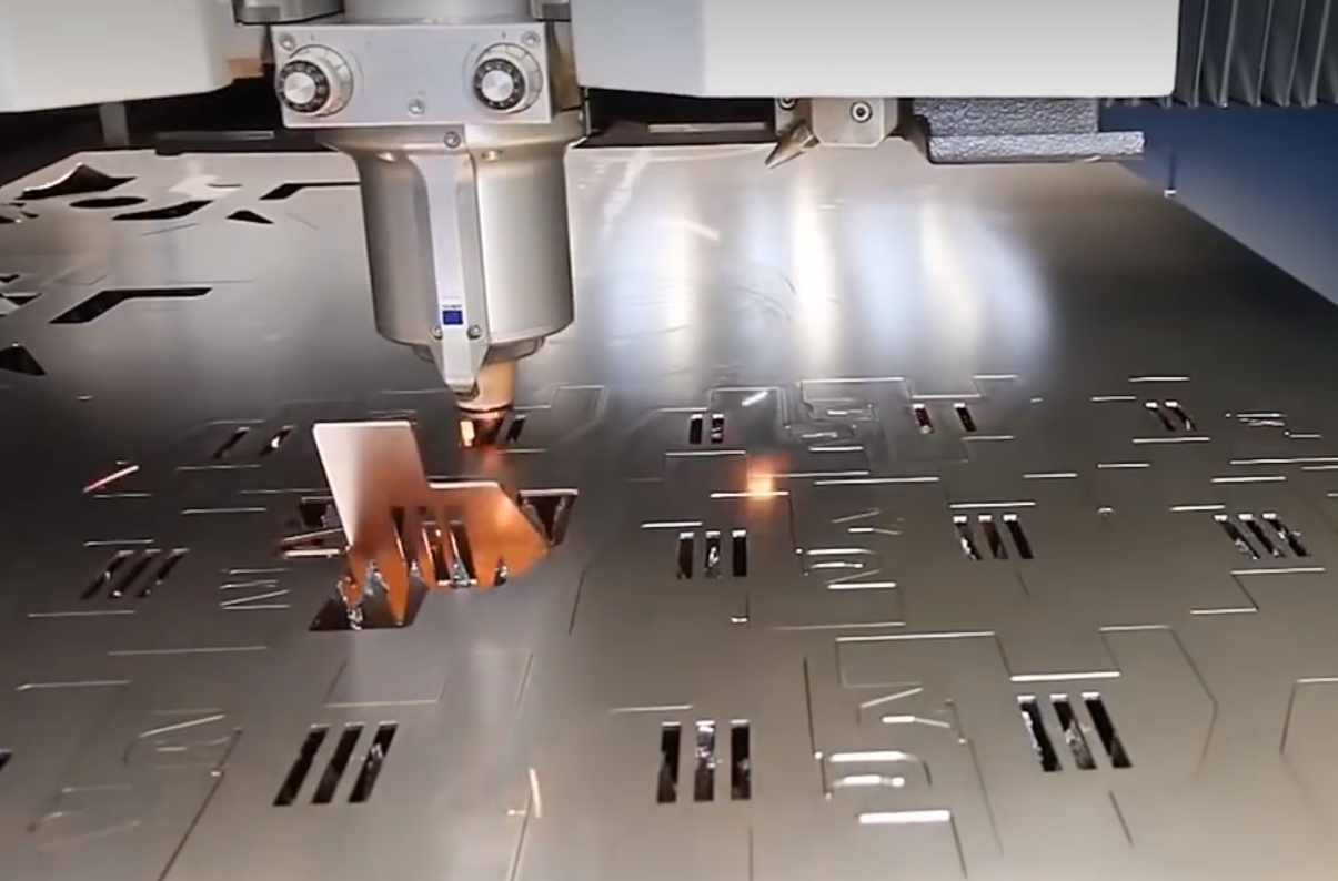 Process flow of sheet metal processing